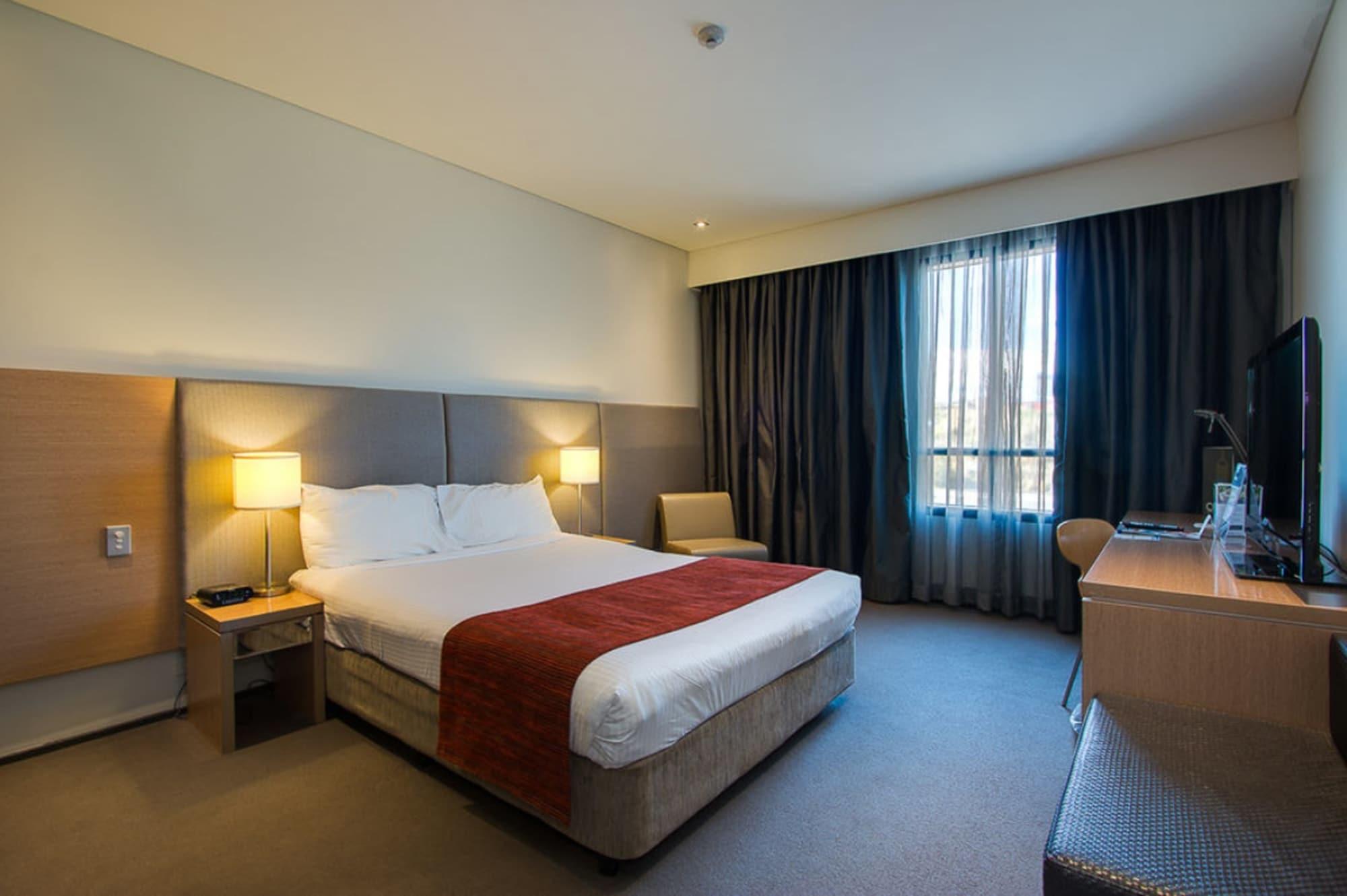Alpha Hotel Eastern Creek Экстерьер фото