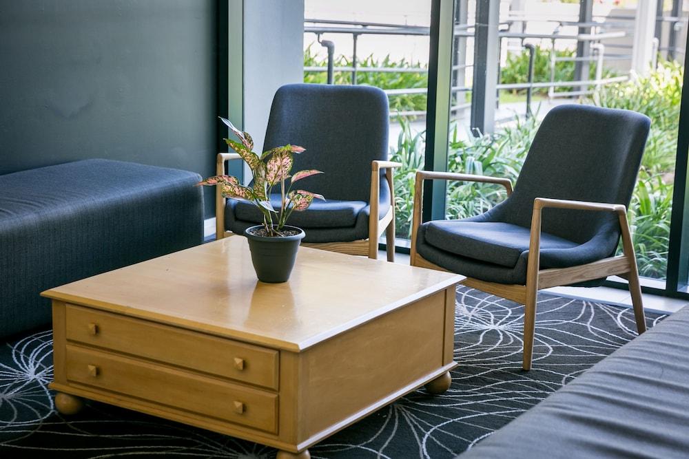 Alpha Hotel Eastern Creek Экстерьер фото