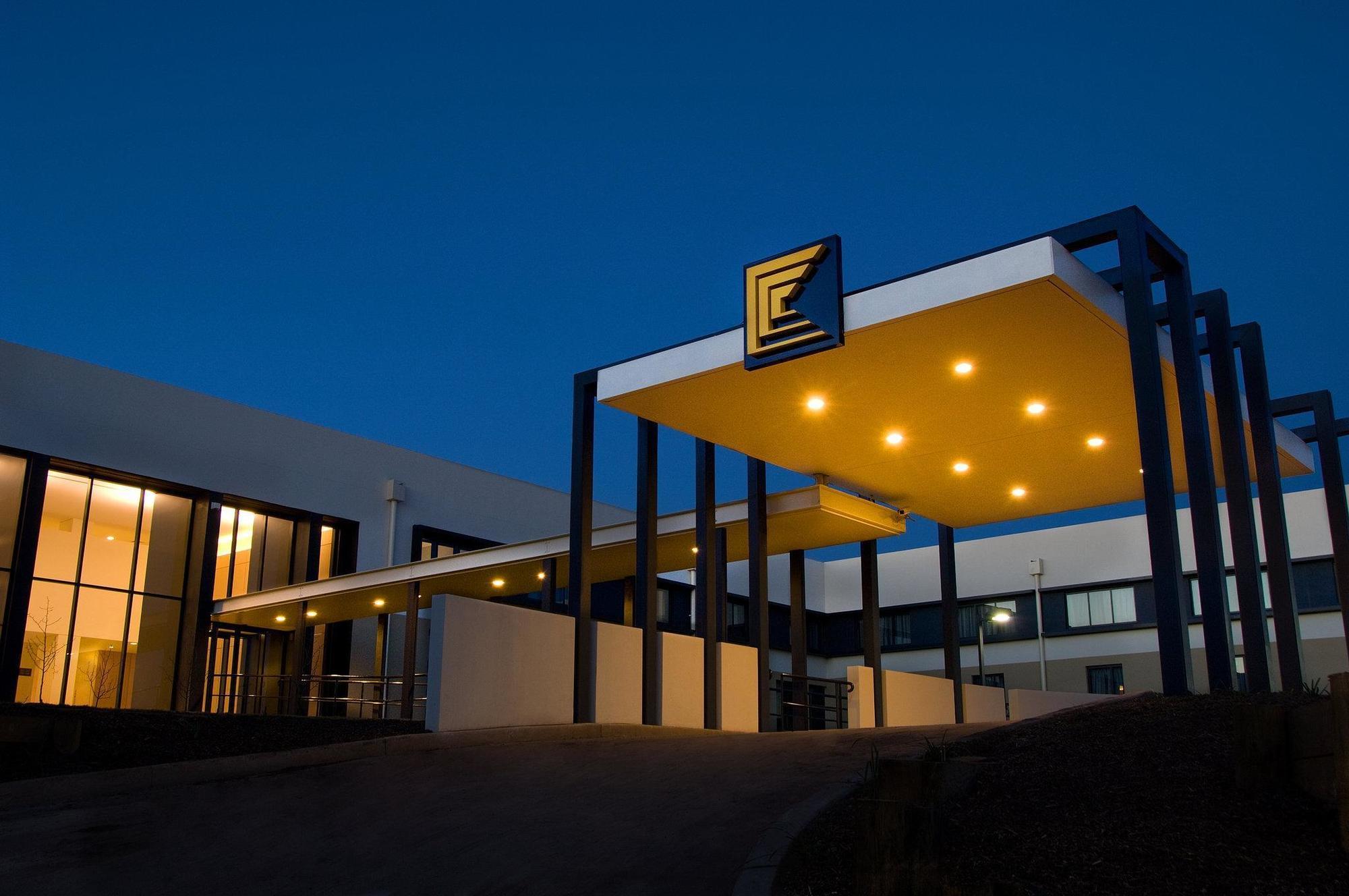 Alpha Hotel Eastern Creek Экстерьер фото