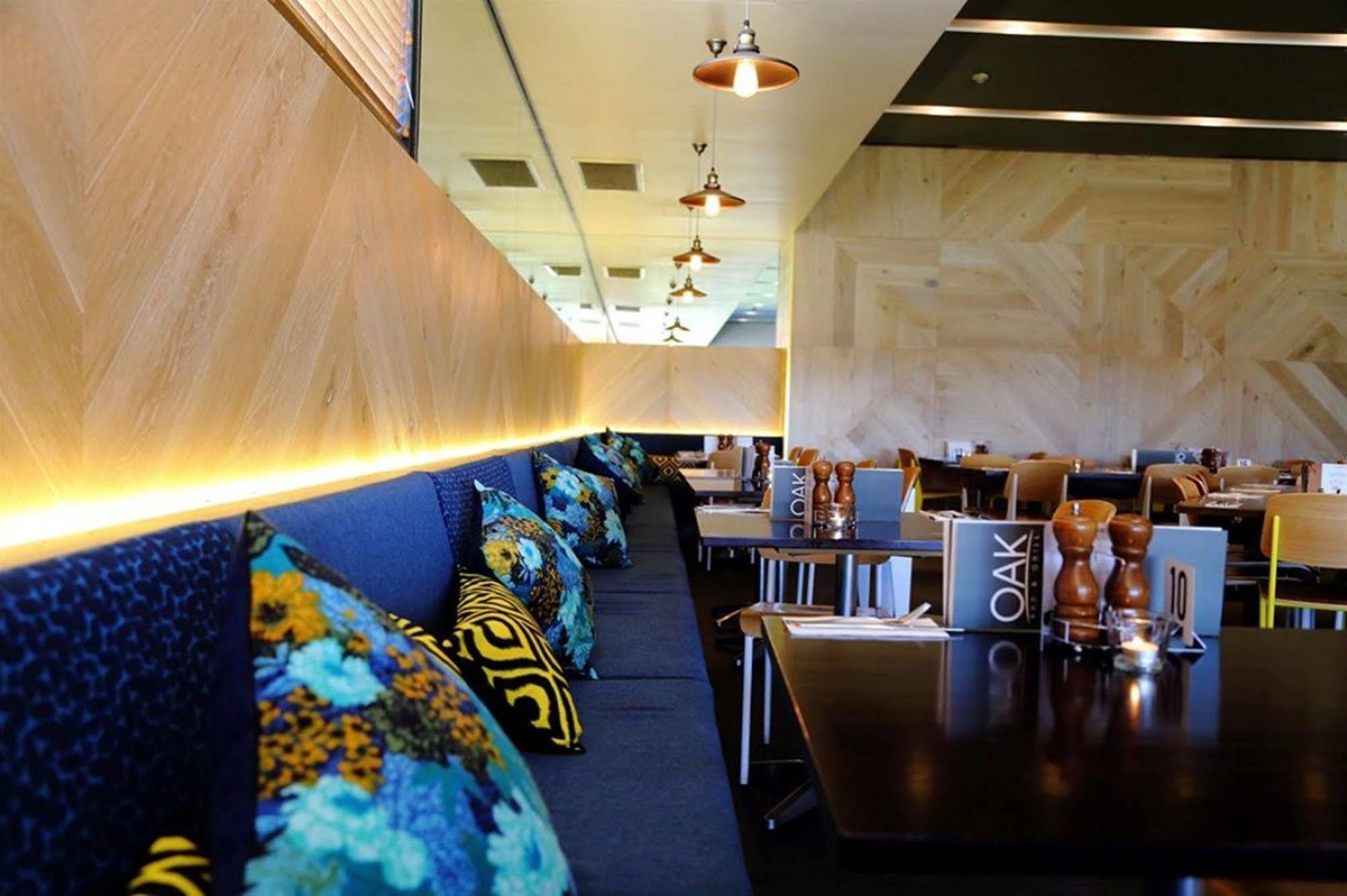 Alpha Hotel Eastern Creek Экстерьер фото